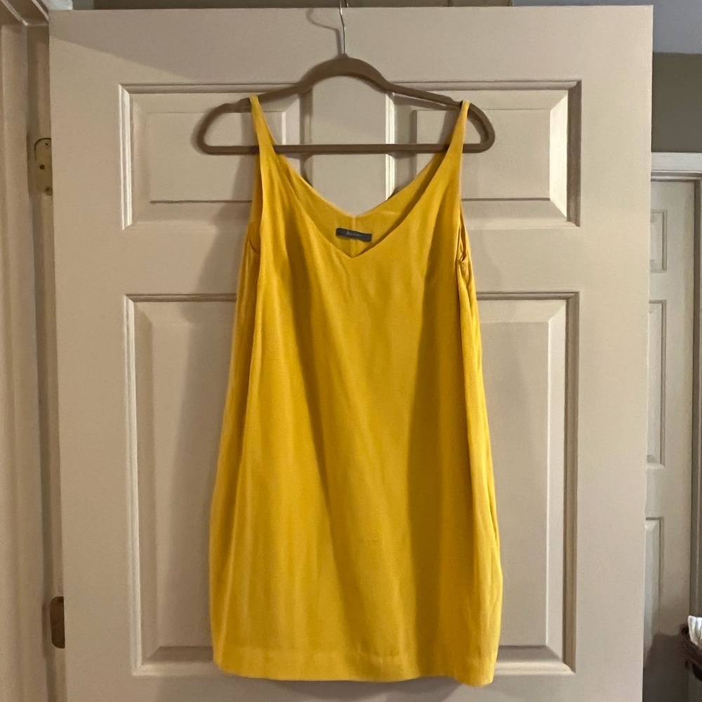 Basal yellow mini dress size 4